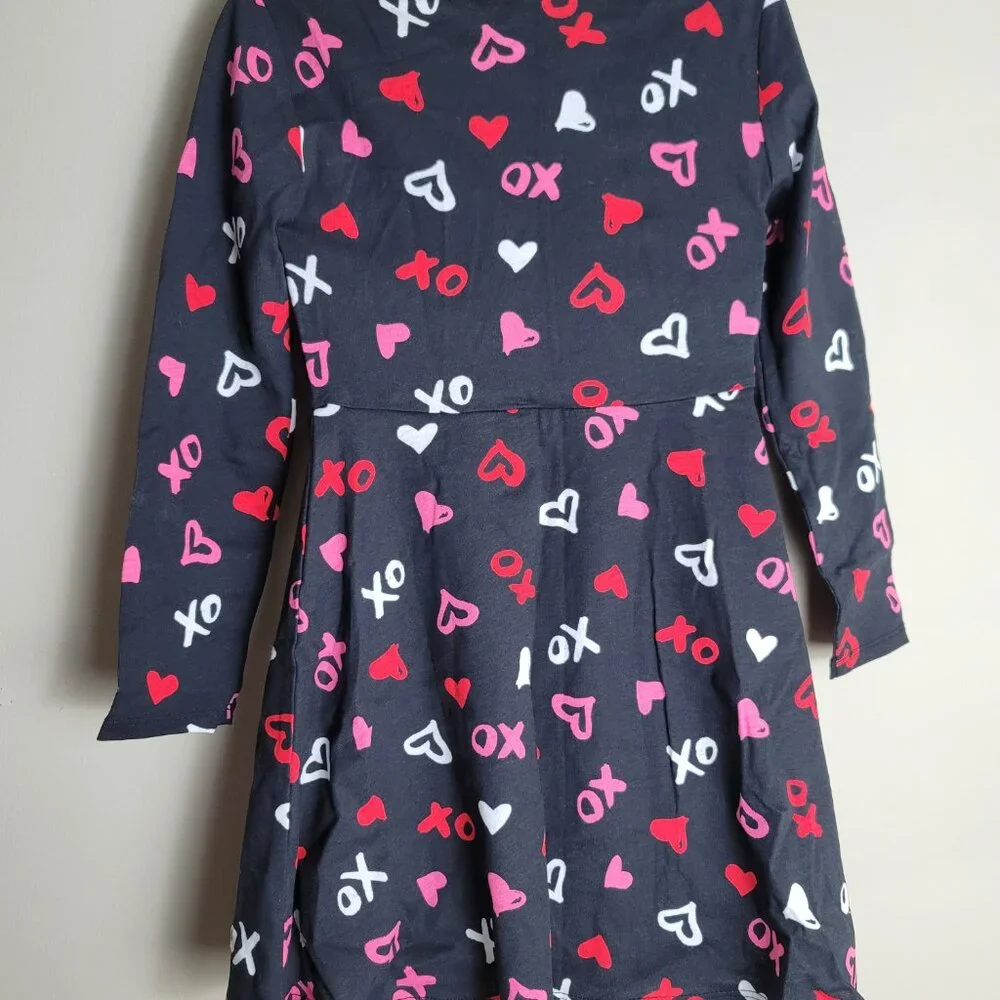 The Children's Place Heart Pattern Flowy Dresses Bundle Size 5/6